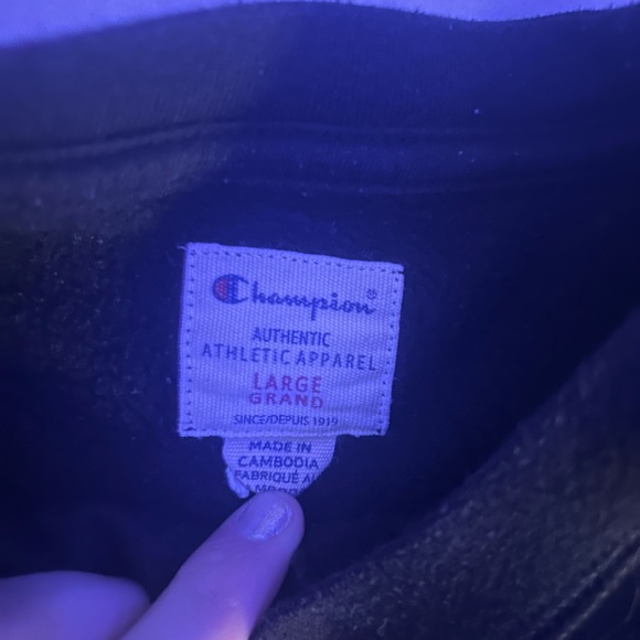 Black champion hoodie - Picture 3 of 3